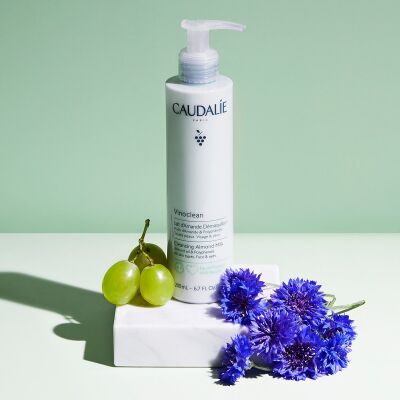 Caudalie Vinoclean Badem Yağlı Temizleme Sütü 100 ml 3522930003113 - 1